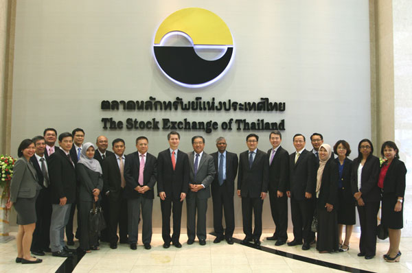 Malaysian fund managers visit SET